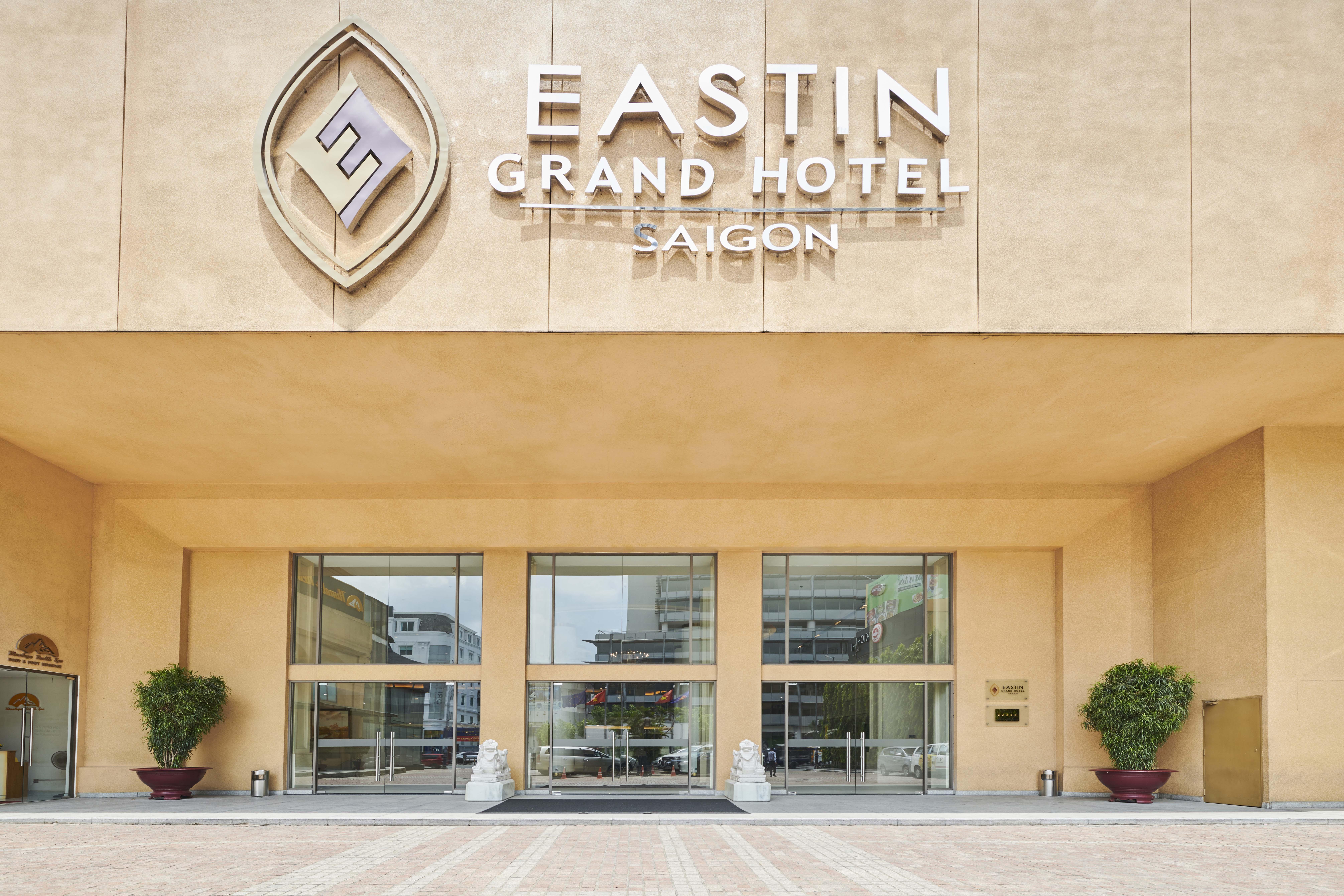 Eastin Grand Hotel Saigon Хошимин Экстерьер фото